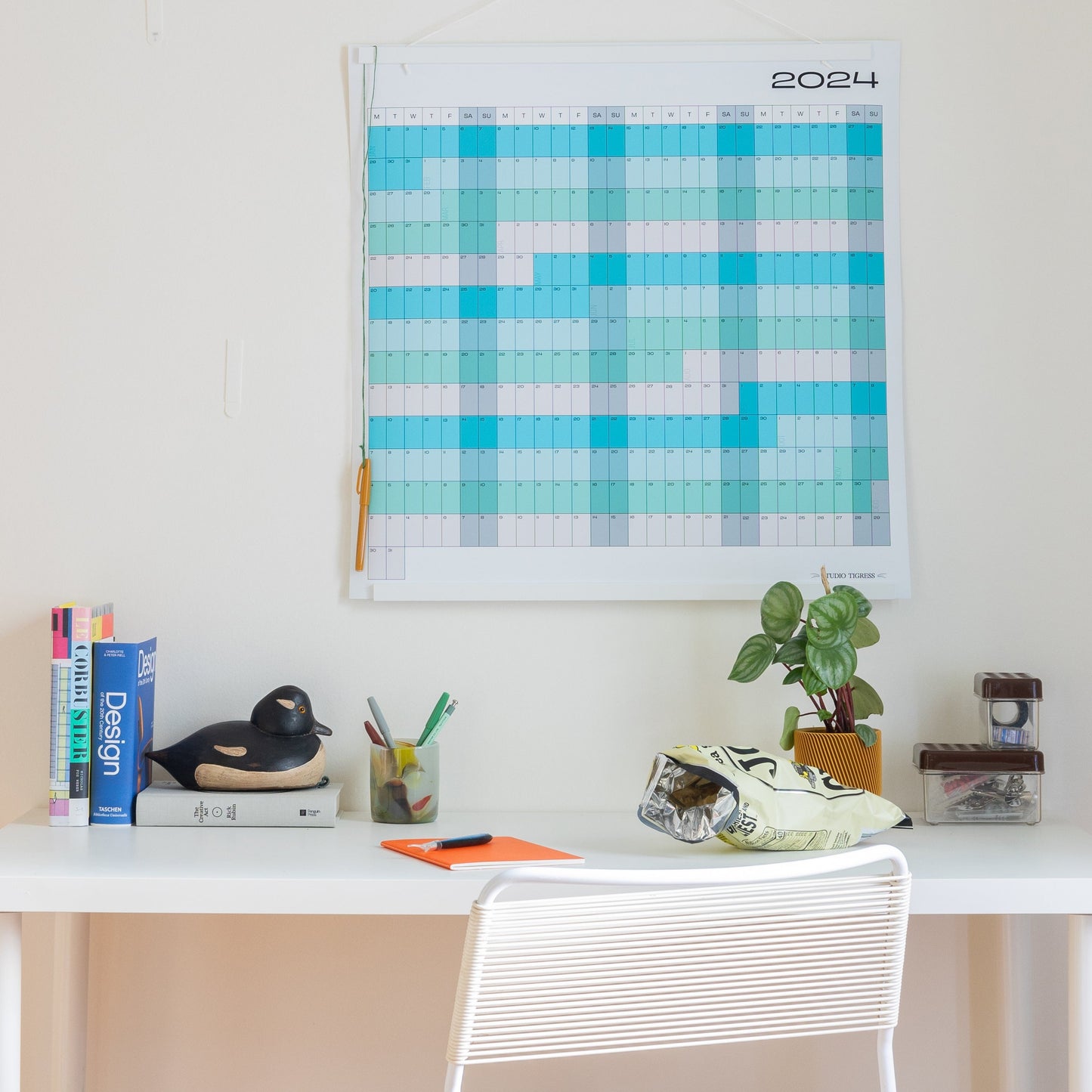 Square Calendar: Plaid